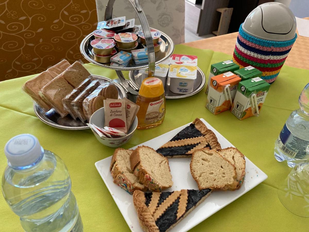 Oasi Dei Deserti - Con Colazione Habitación en casa particular Morciano di Romagna